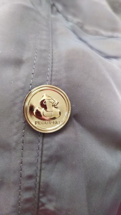 Жіночі пальто і плащ