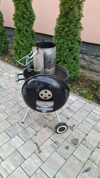 Weber гриль стан хороший +стартер