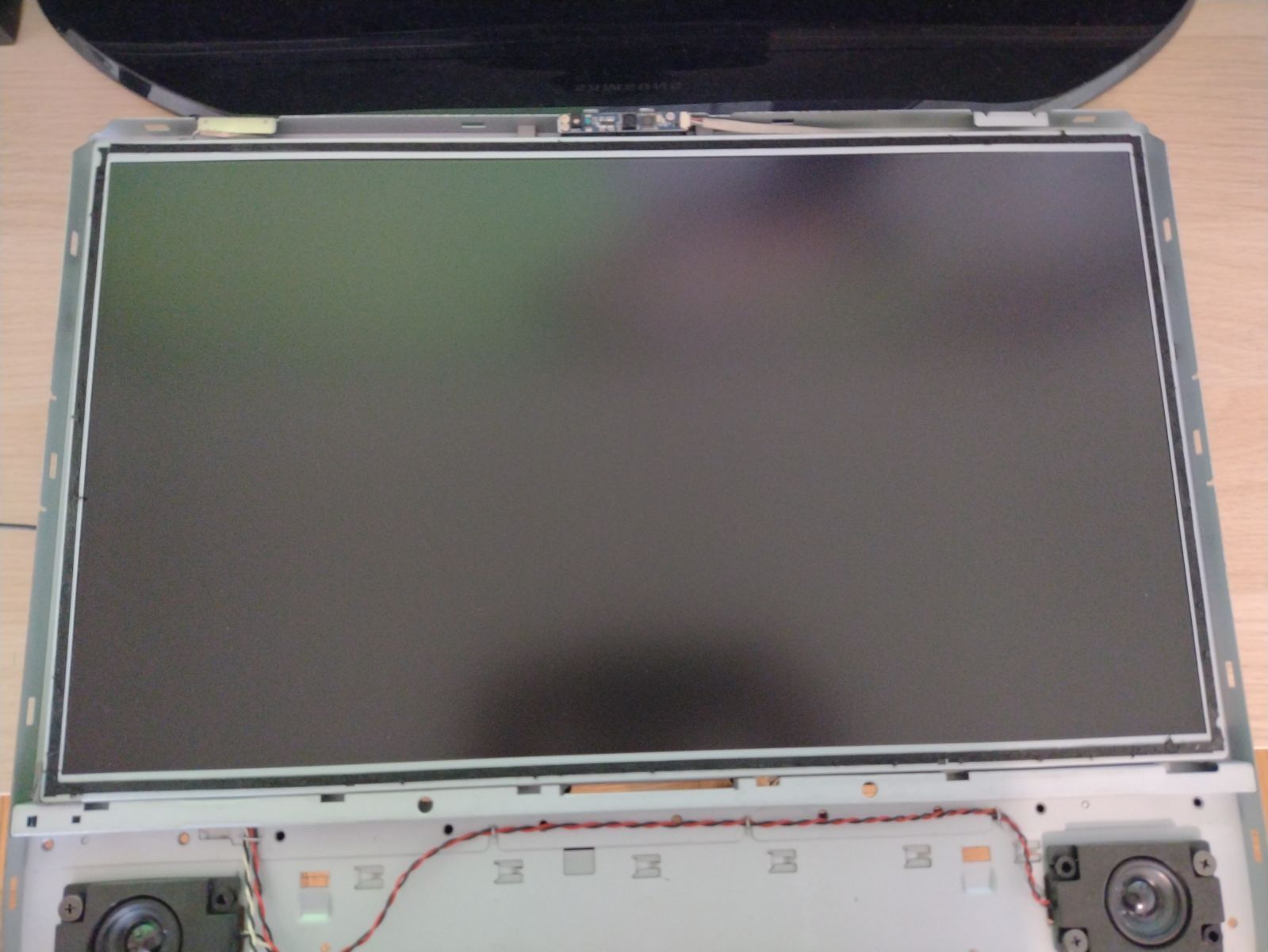 Matryca LCD BOE 22" ( serwis 21.5" ) . HT 215 F - 01 -100 . FULL HD -1