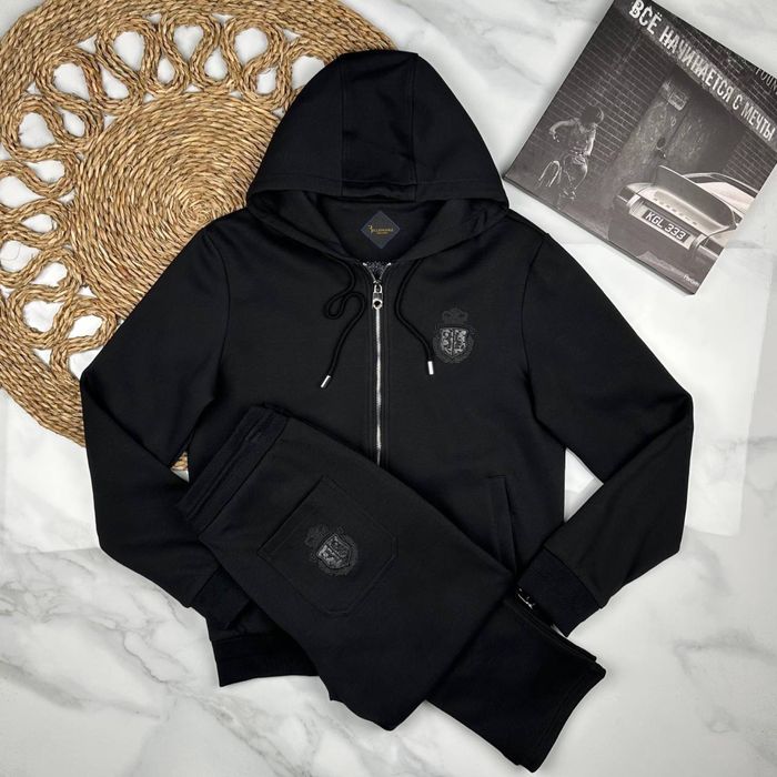 Чоловічі спортивні костюми преміум