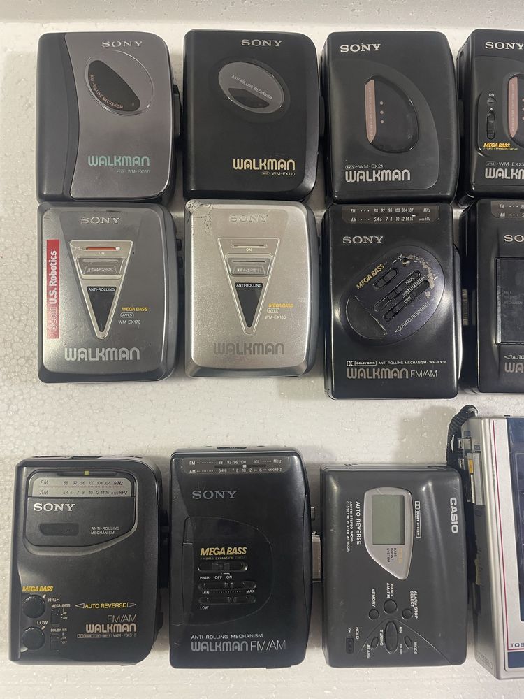 Vários Walkman Sony, Sanio, Casio, Toshiba