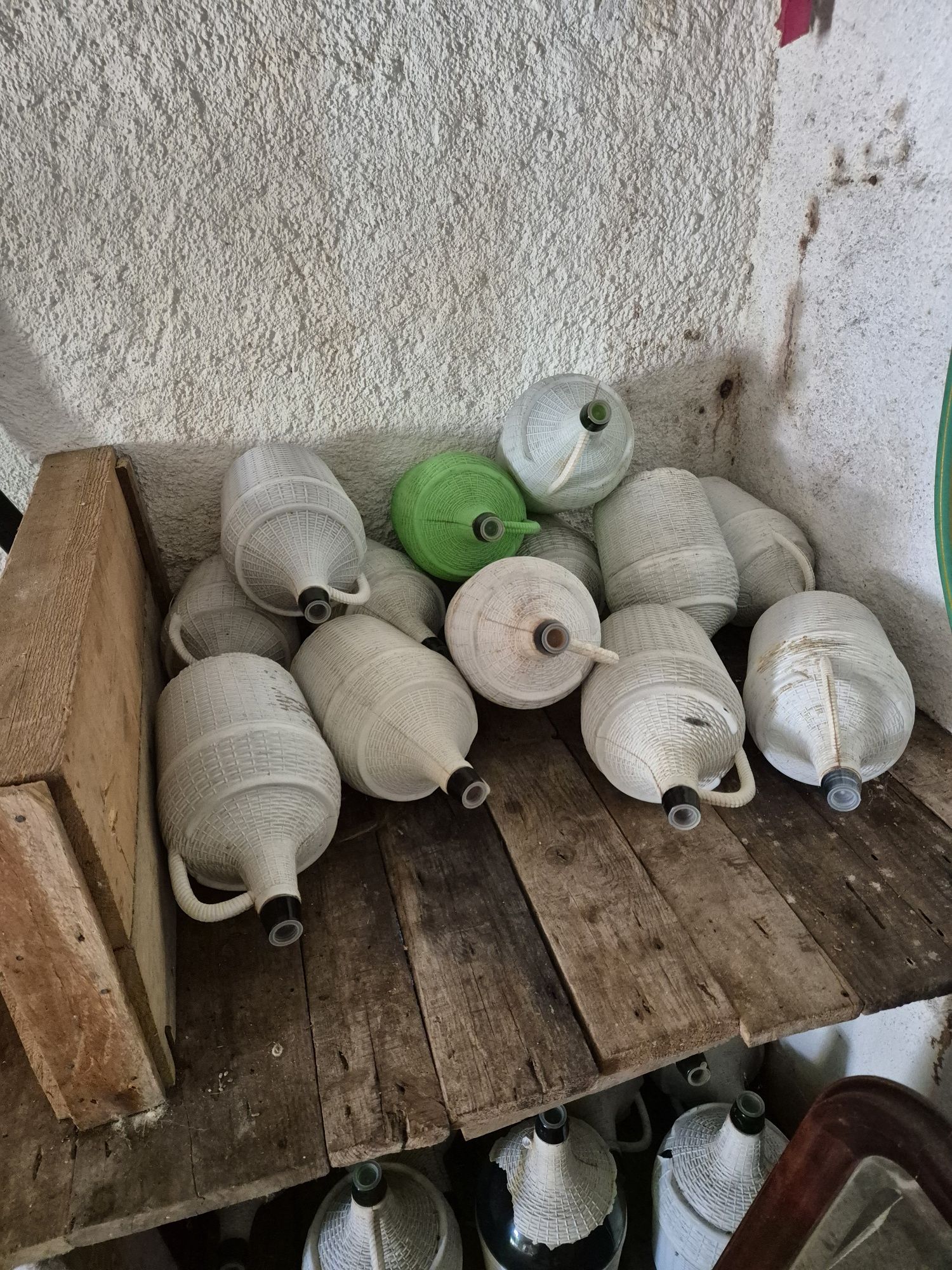 Garrafões vidro para vinho
