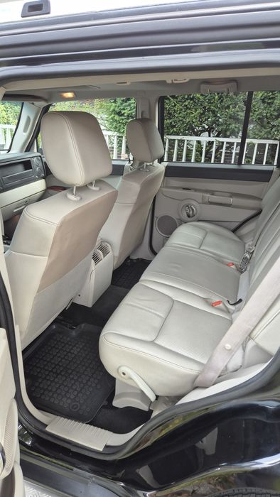 Jeep Commander 5.7 hemi, LPG, Lift, jasny środek! Android!