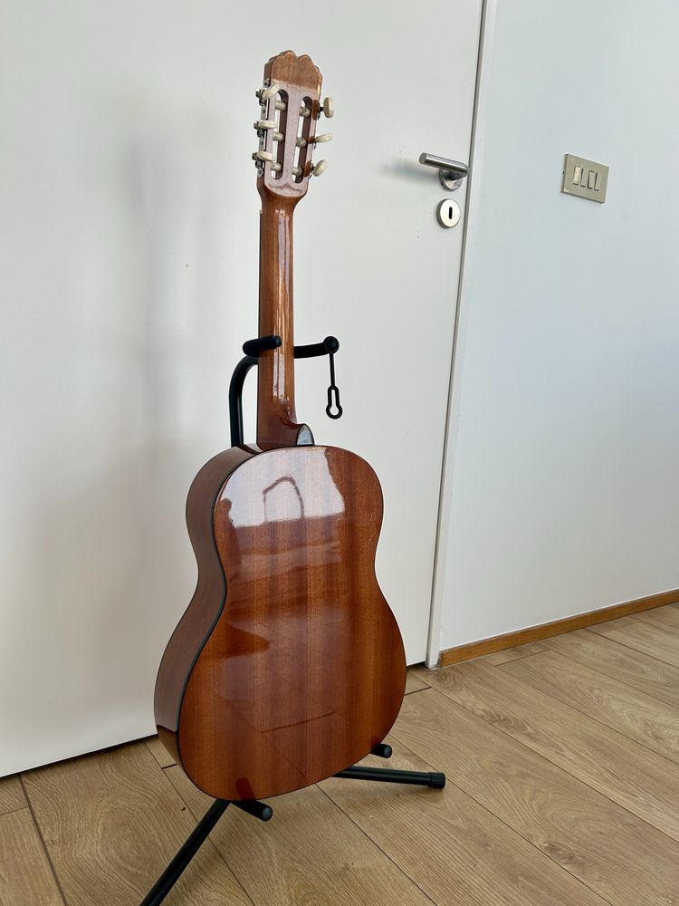 Guitarra 3/4 Admira com saco
