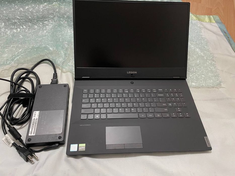 Lenovo Legion Y540 17.3" i7-9750HF GTX 1660Ti 16/256+1TB