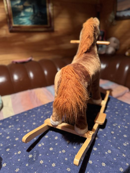 Коник гойдалка дитяча