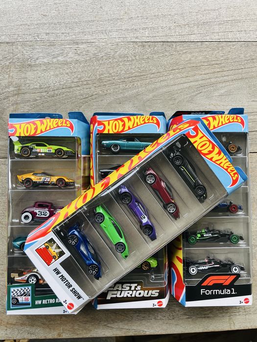 Набор из 5 машинок Хот Вилс 1:64 NEU Europa