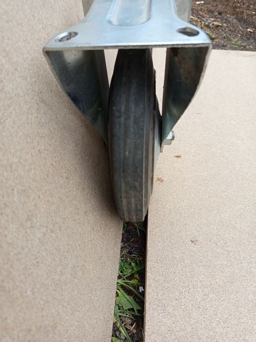 Колесо на тачку,тележку