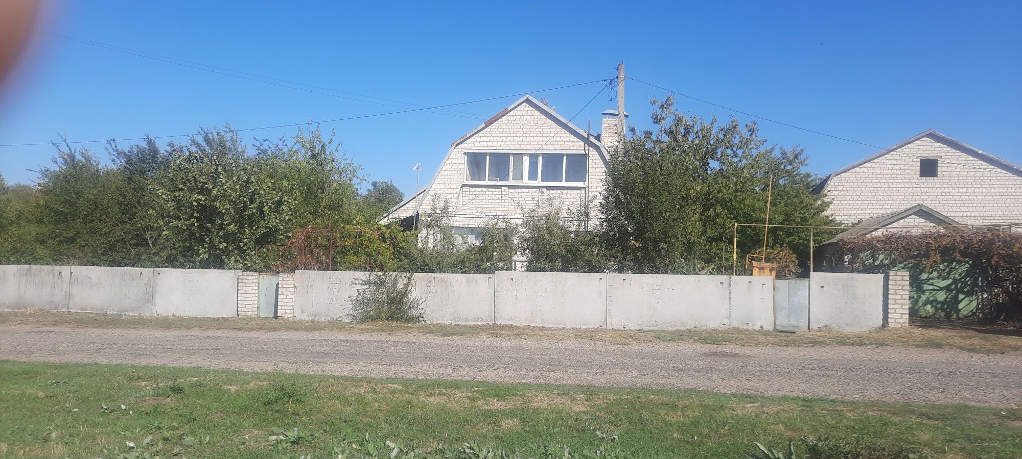 Продам 2 поверховий будинок. с.Василівка-на-Дніпрі