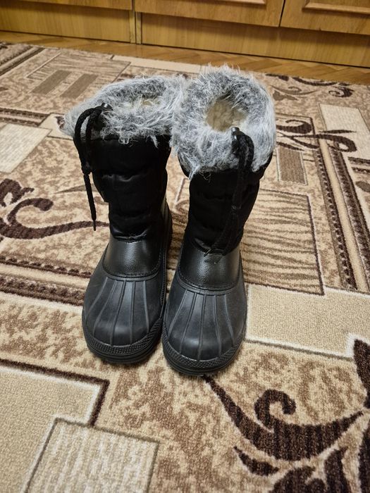 Зимове взуття для дитинки