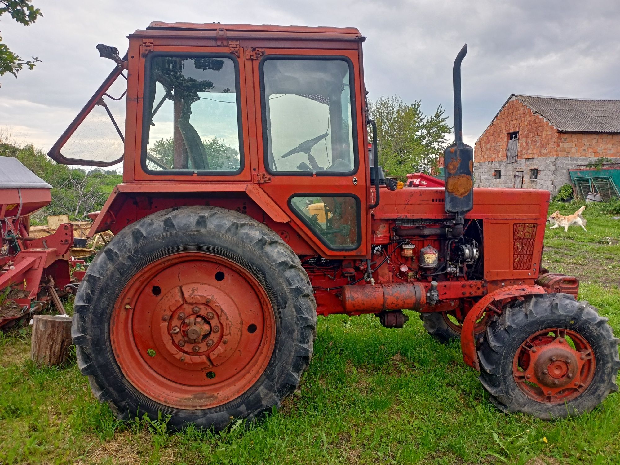 Belarus MTZ-82..