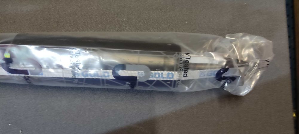 Амортизатор задний  SsangYong Rexton 9160210  Gold оригин 4530108301