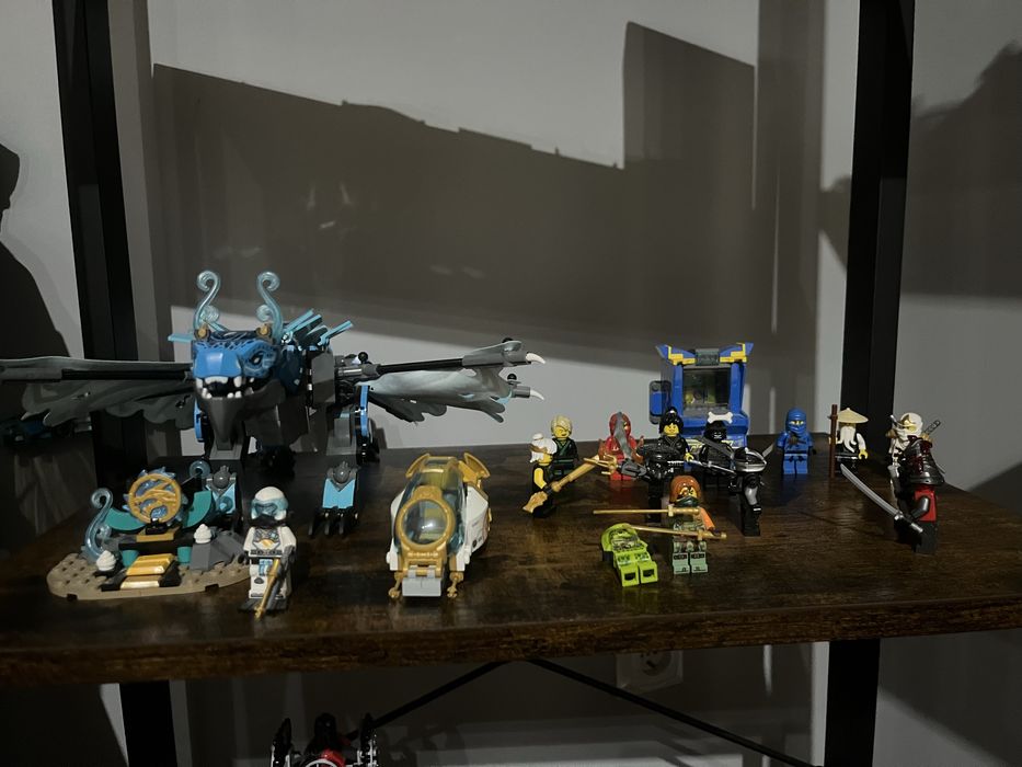 Zestwy i figurki lego ninjago