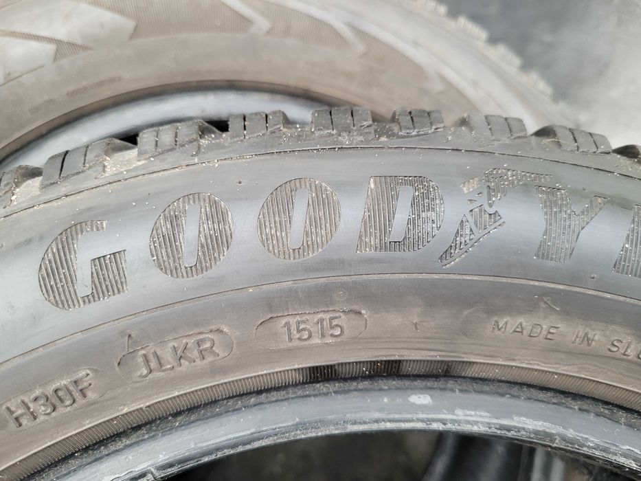 205/55/16 Goodyear Ultra Grip 9  5mm 2szt