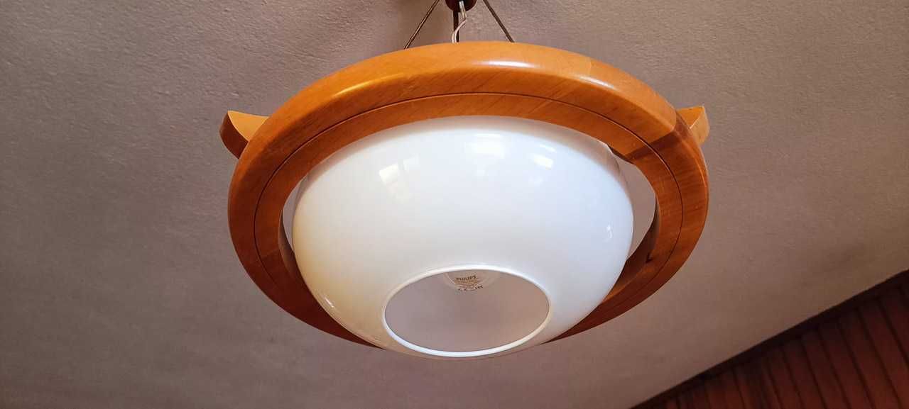 Żyrandol/lampa z drewnem, kula