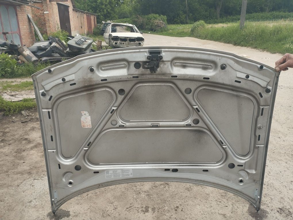 Капот Ауди А3 Audi A3 8L