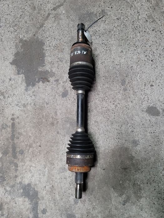 Полуось піввісь передня ліва ML 163 Mercedes w163