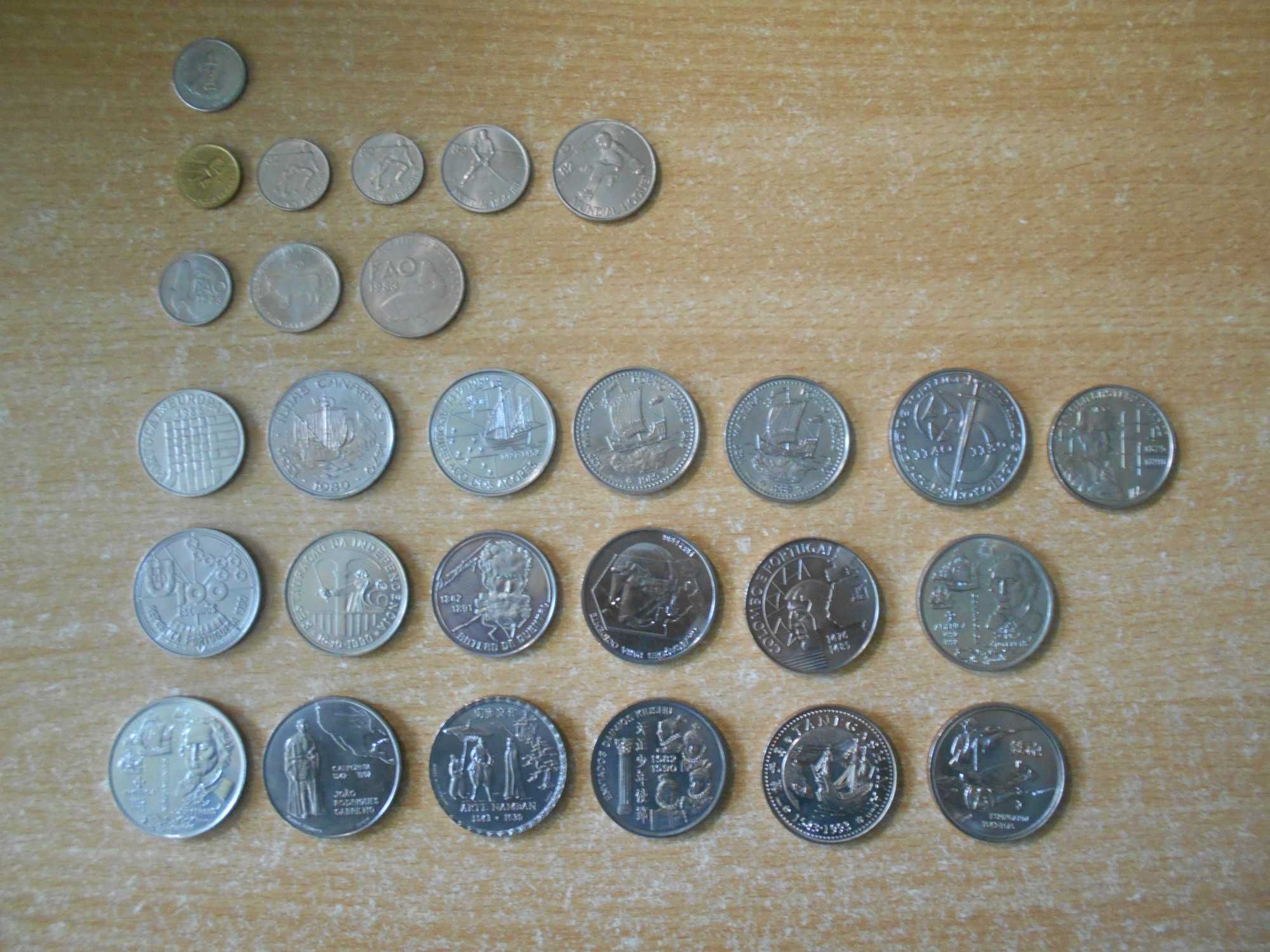28 moedas comemorativas de coleção (escudos). Não circuladas (Belas).