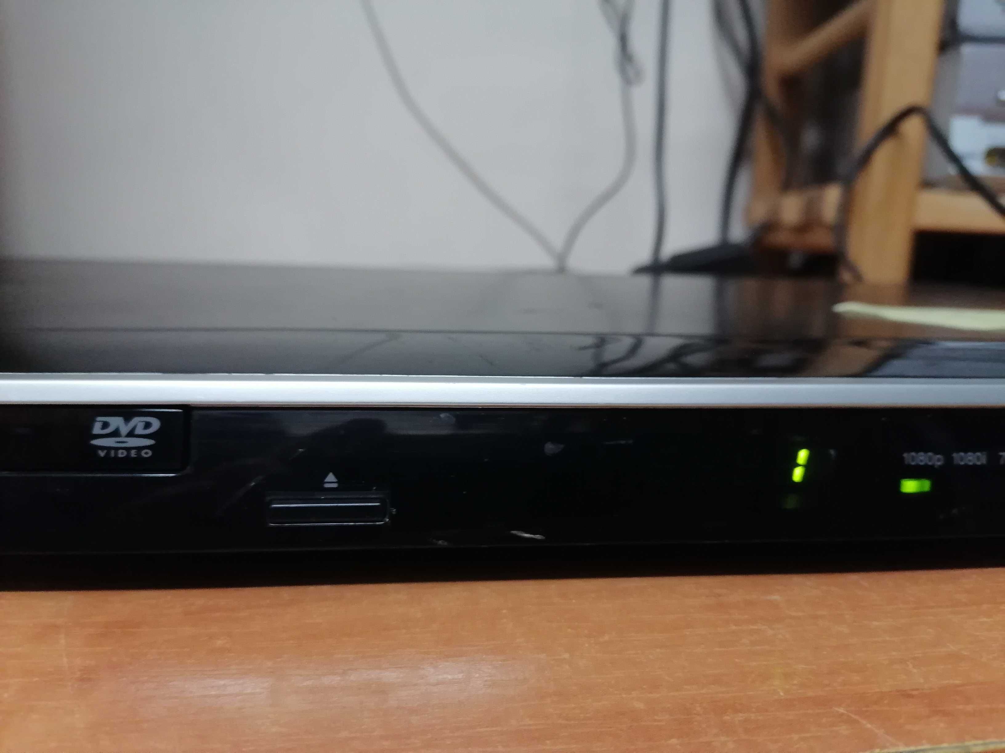 Odtwarzacz DVD Toshiba SD5010KE HDMI/USB