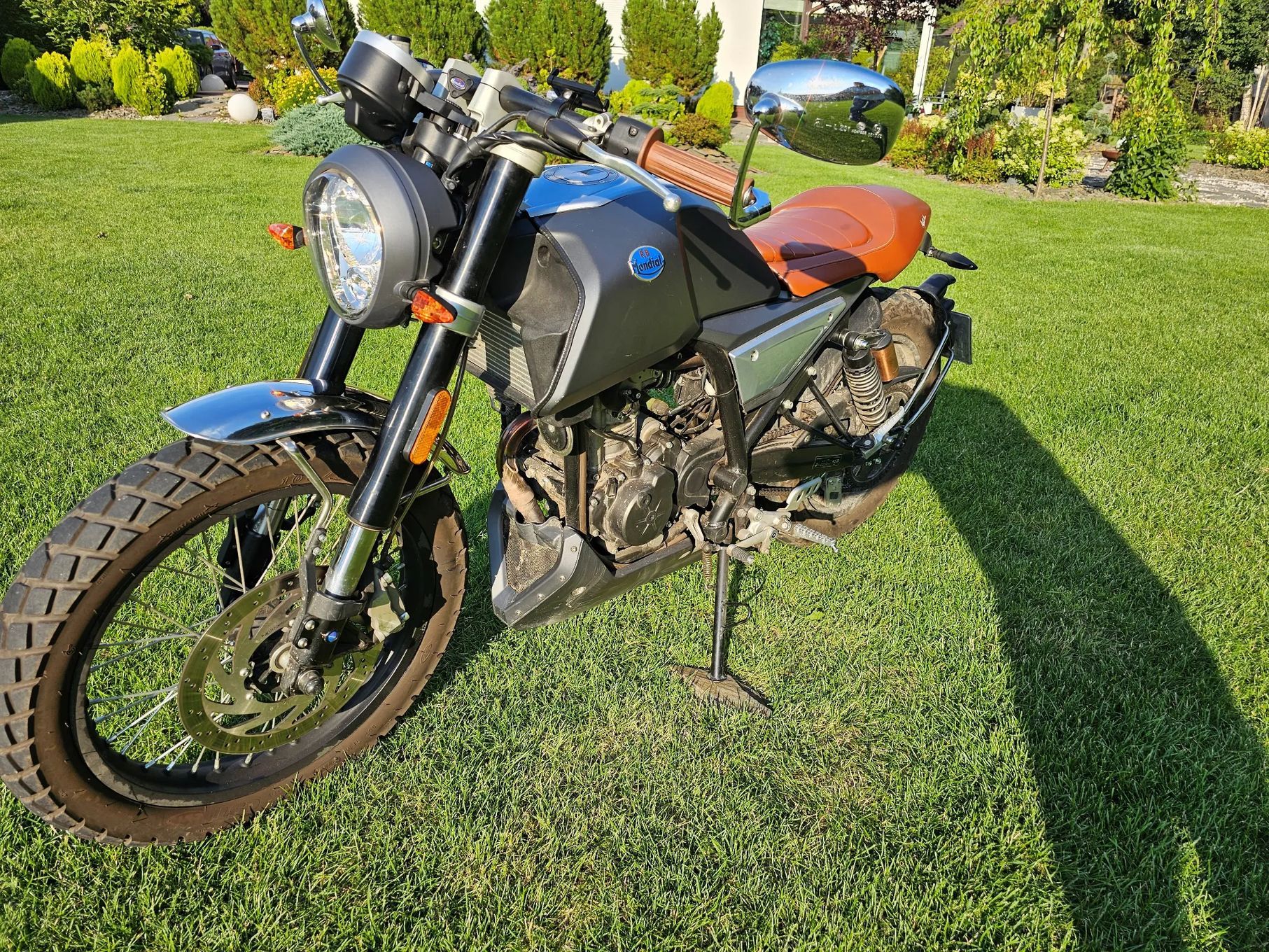 Mondial HPS 125