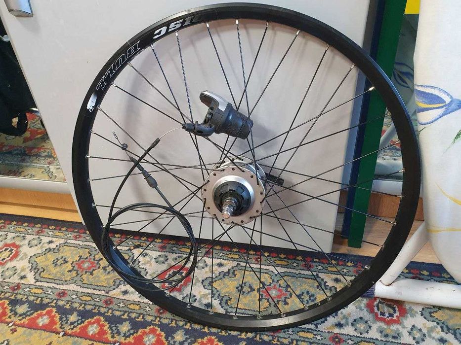 26е  колесо на  8скор планетарке шимано в полном комплекте