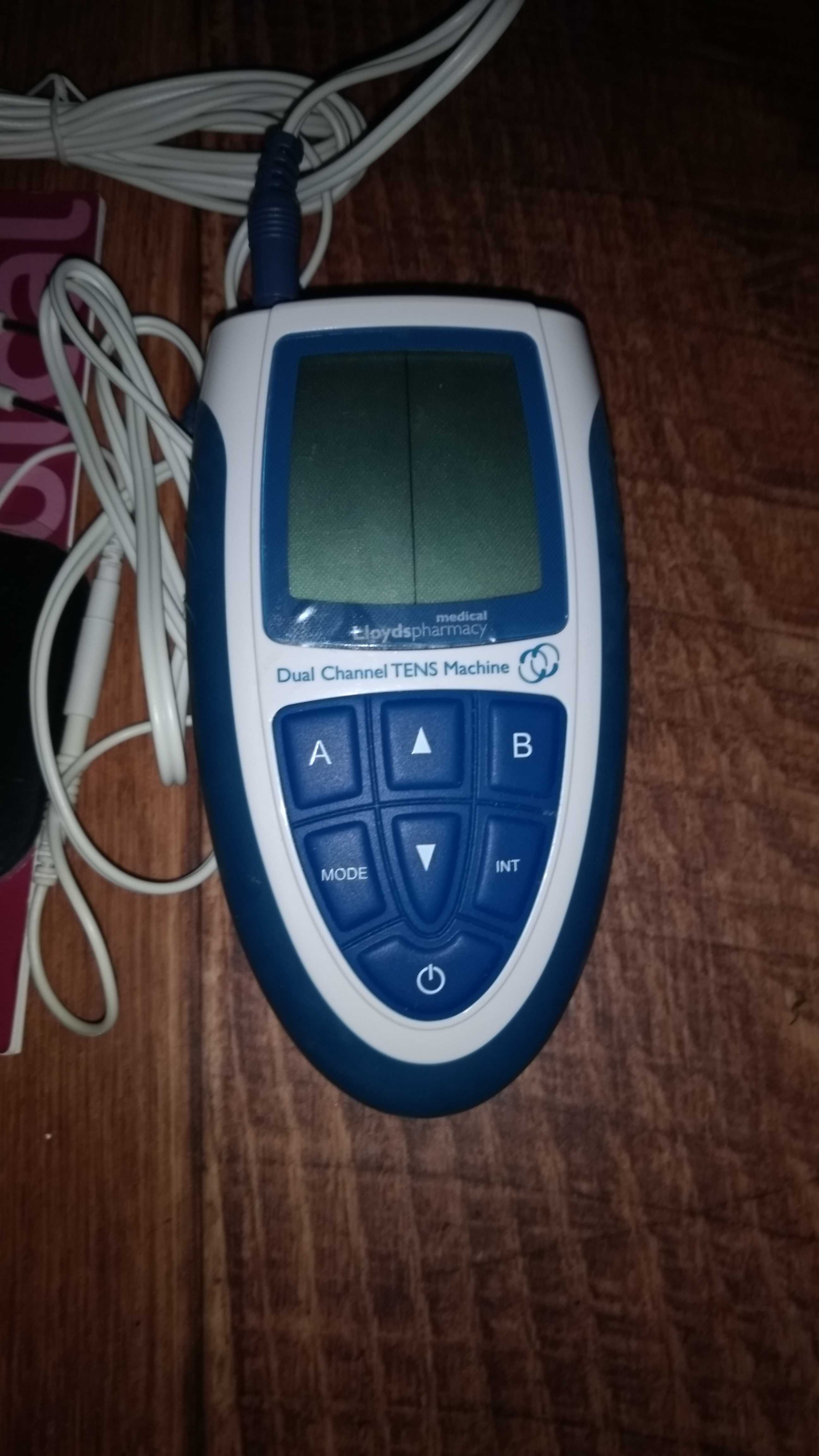 Elektrostymulator Dwukanałowy aparat TENS do łagodzenia bólu