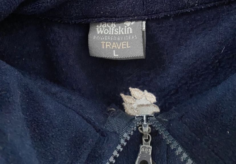 Granatowa bluza polarowa jack wolfskin rozmiar L