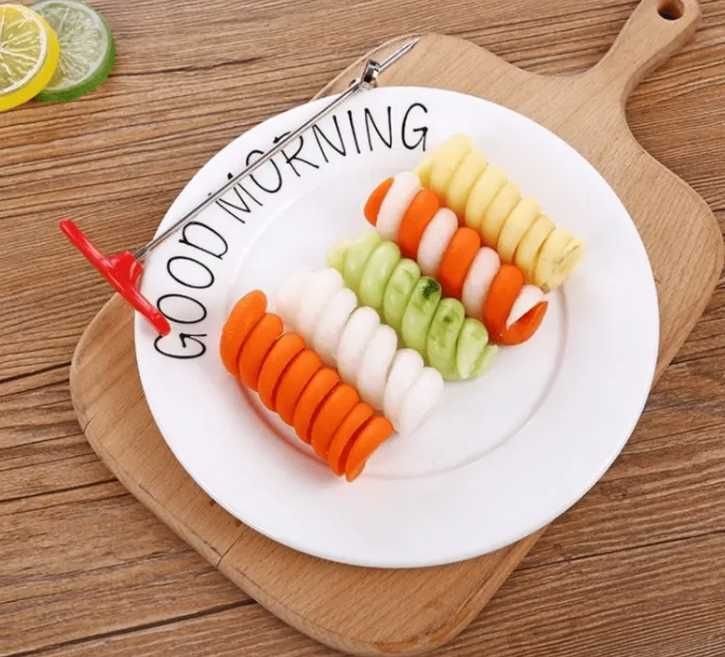 Faca em espiral para legumes, fruta. Ótima apresentação de forma fácil