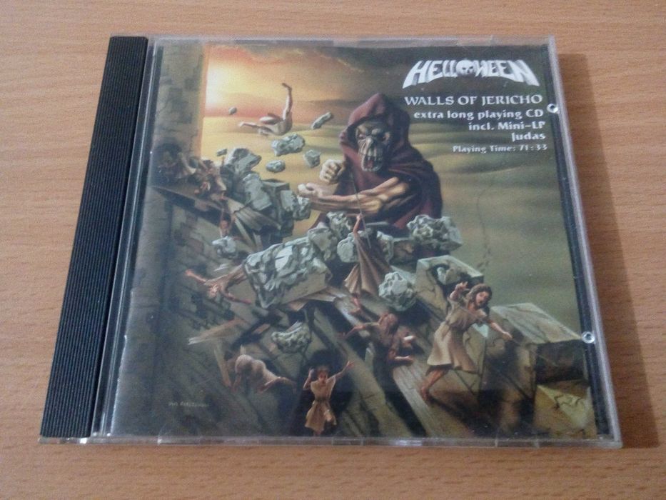 (.  Reservado.  ).   HELLOWEEN - Walls of Jericho