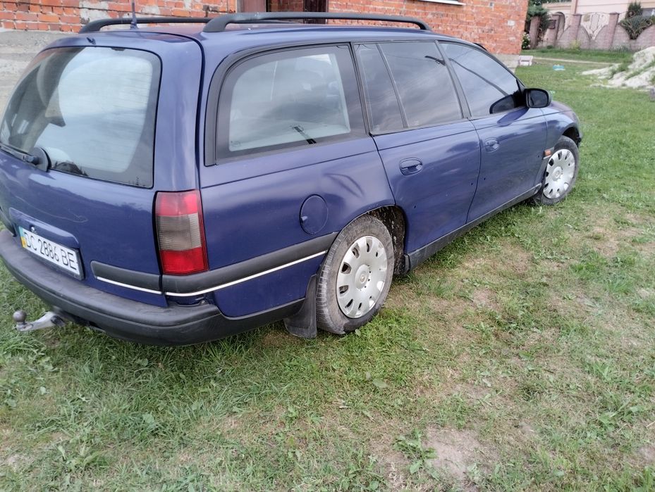 Опель Омега 1996р