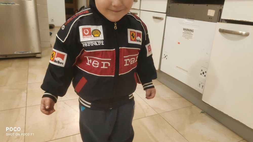 Ferrari kurtka dziecięca 86cm