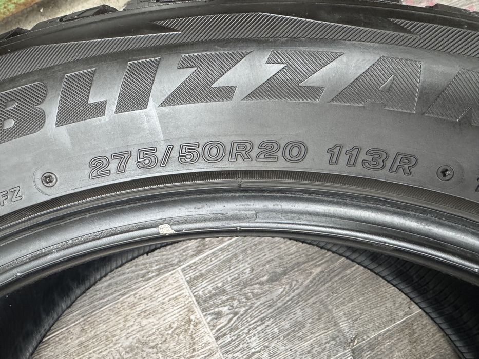 Шини Bridgestone 275/50/R20