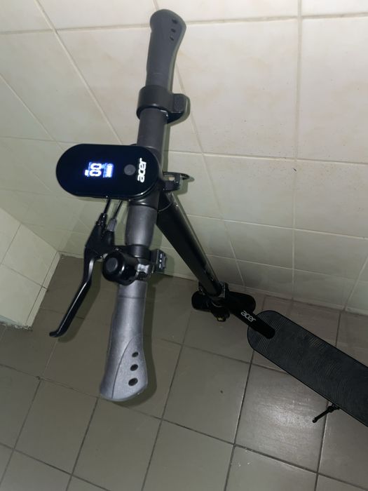 Электросамокат не дорого, ездила на нем раз 5, в отличном состоянии