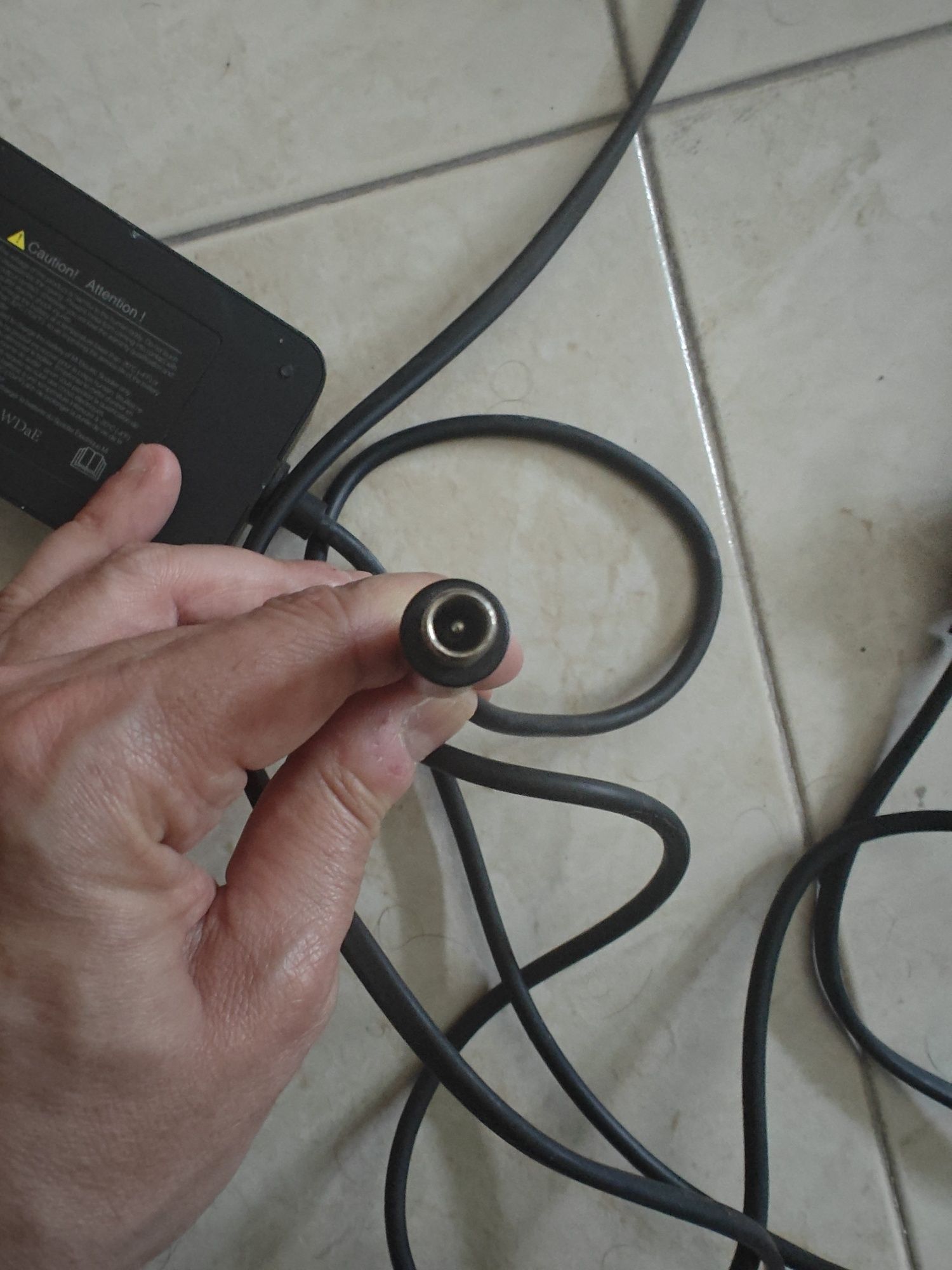 Fonte/ carregador Xiaomi m365