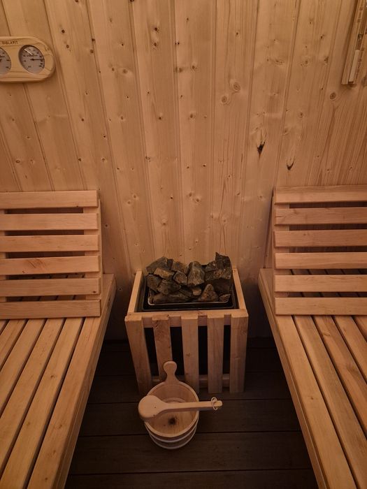 Sauna 4-osobowa, piec elektryczny 6kW