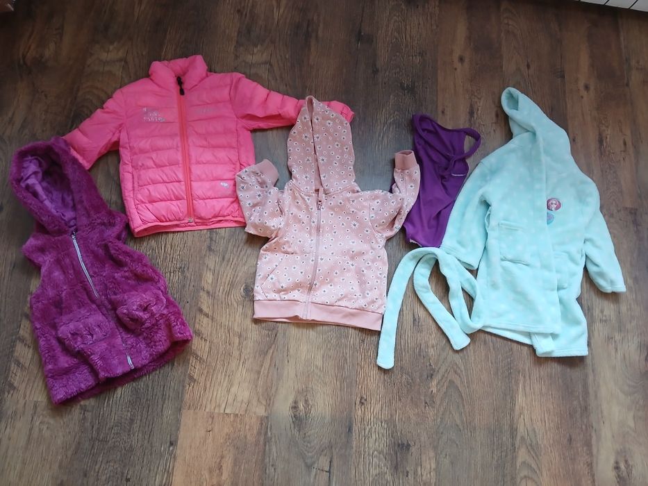 Ubranka dla dziewczynki r.98, 104,110