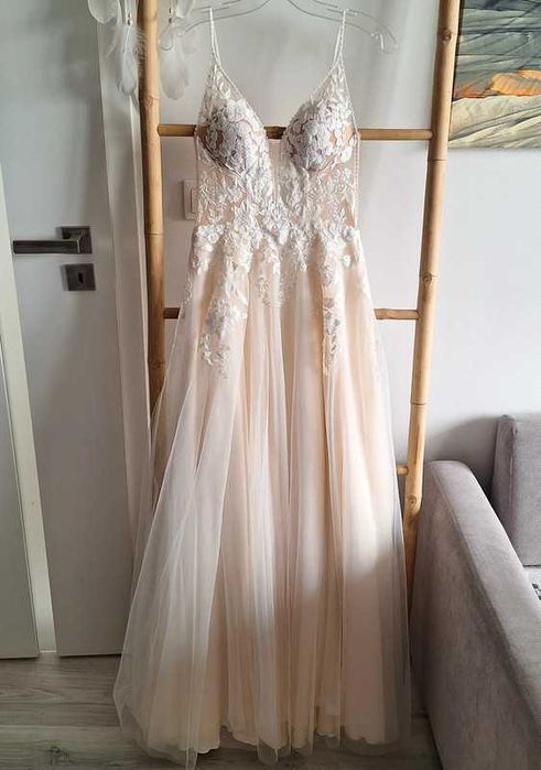 Piękna suknia ślubna, koronka i tiul. Nowa, założona raz, stan idealny