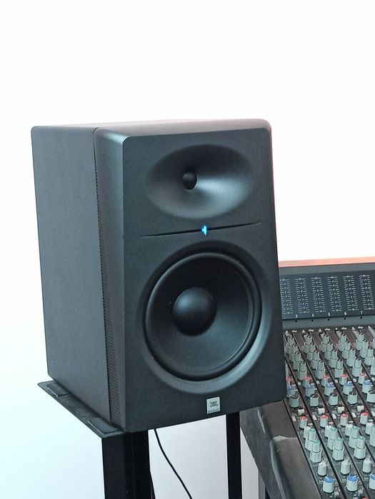 Monitores de Estudio JBL LSR 2328P