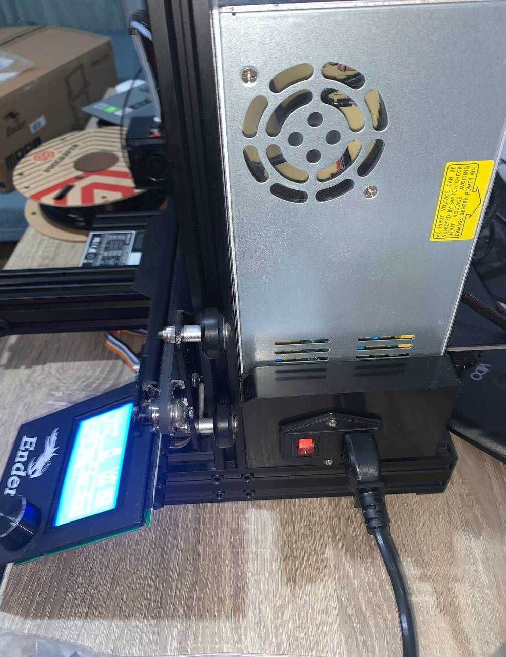 3d drukarka Ender 3 pro.