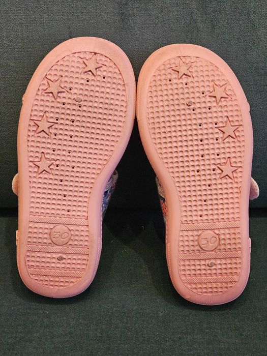 Papućki, kapcie do przedszkola, baleriny - rozmiar 30 - stan idealny