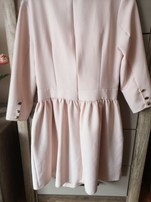 Sukienka beżowa r M