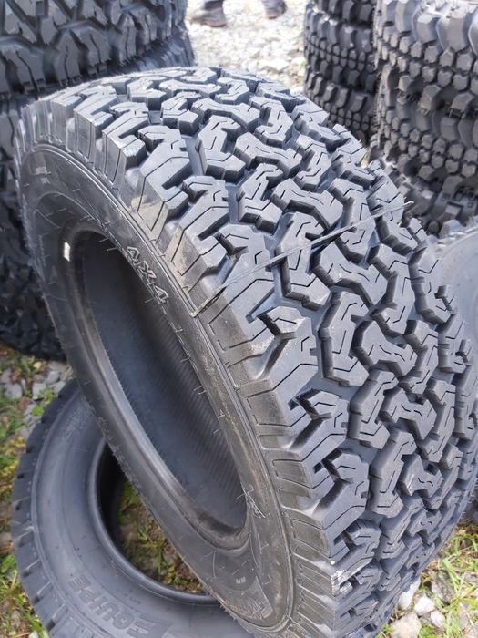 Opony Equipe 215/75 R16 Bf Wzór Goodrich All Terrian
