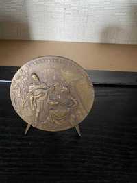 medalha antiga sobre serenata de coimbra