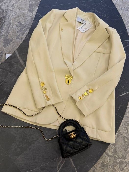 Піджак жіночий , бренд! Білий , чорний !