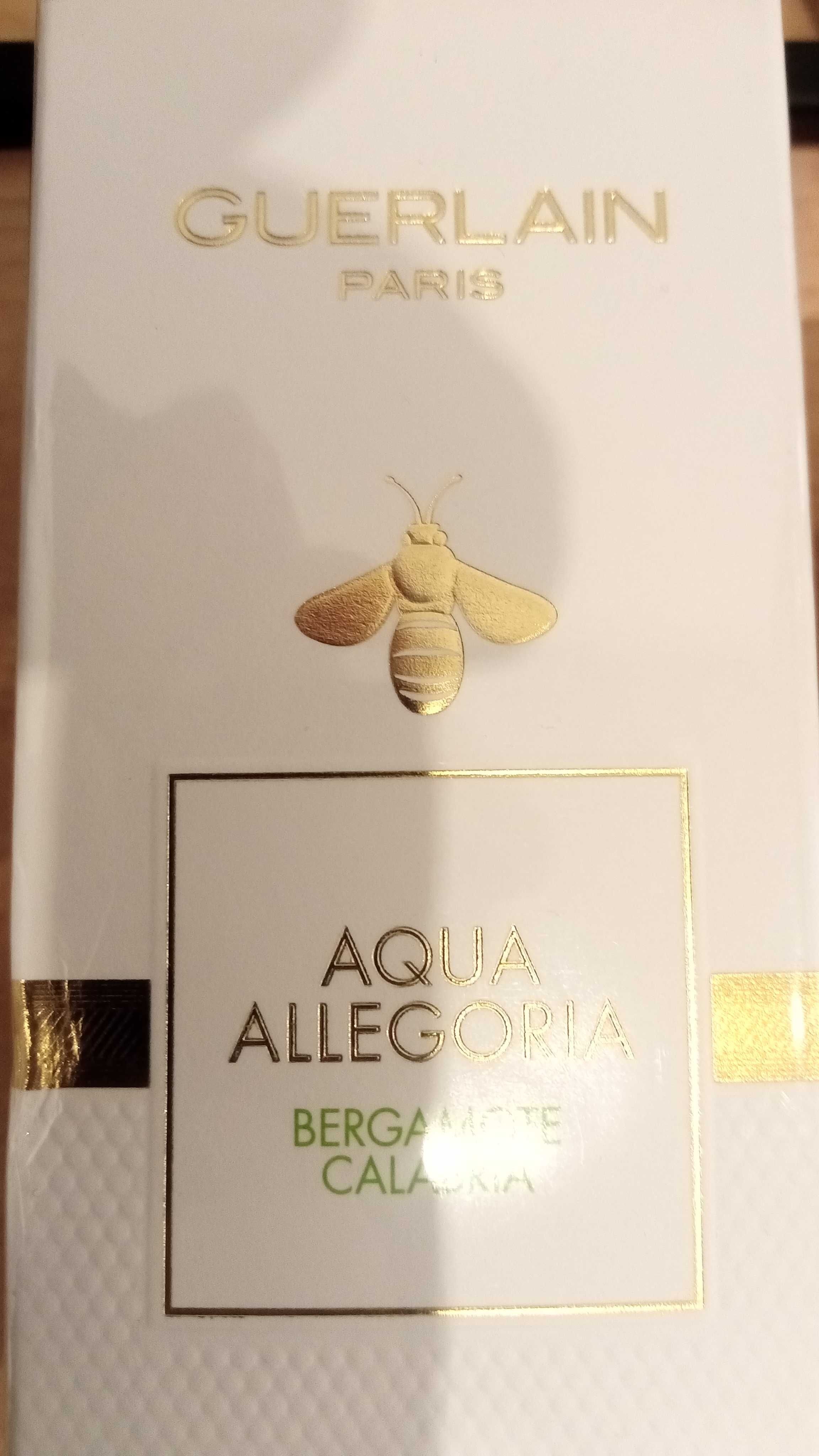 Perfumes originais (selado e outros já usados).