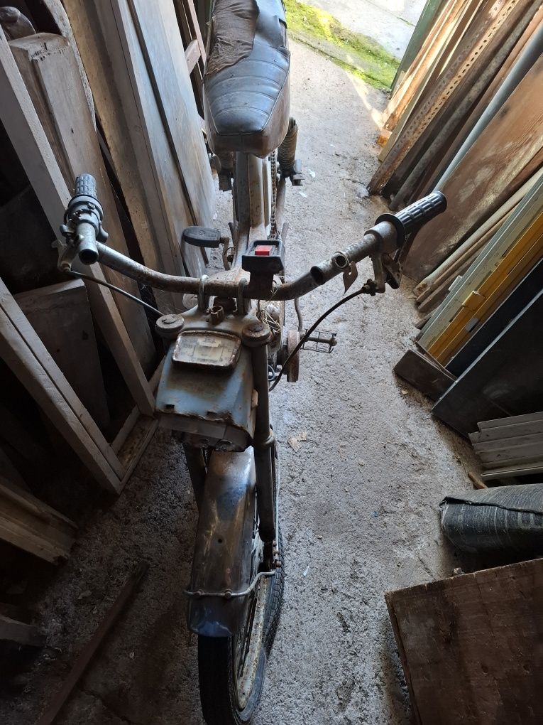 Mobilete motobecane