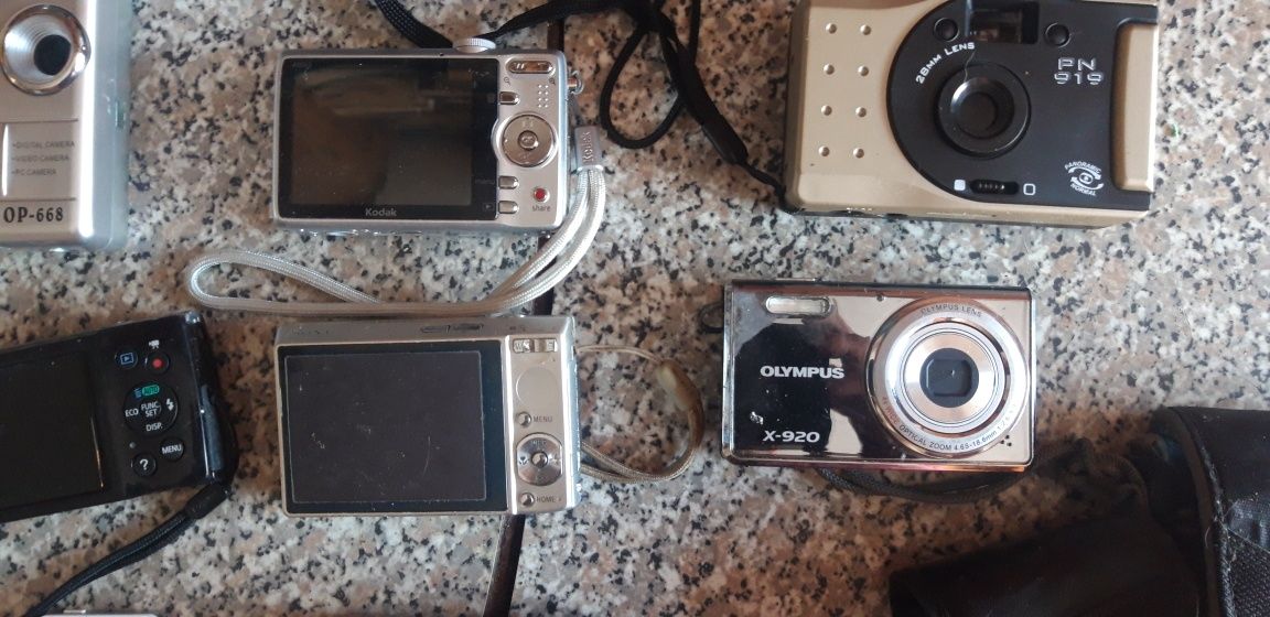 Conjunto de 15 Máquinas Fotográficas para Reparação/Peças/Outros