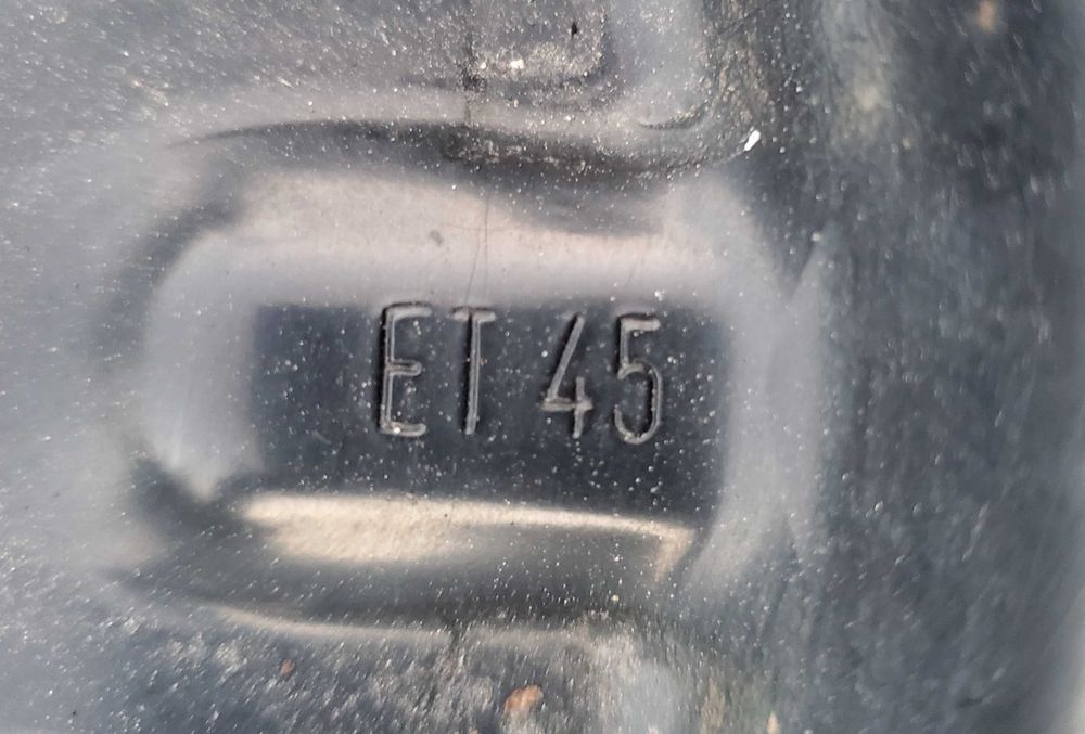 Стальные диски R16 Тойота Camry, Corolla, Auris, Yaris и т.д.