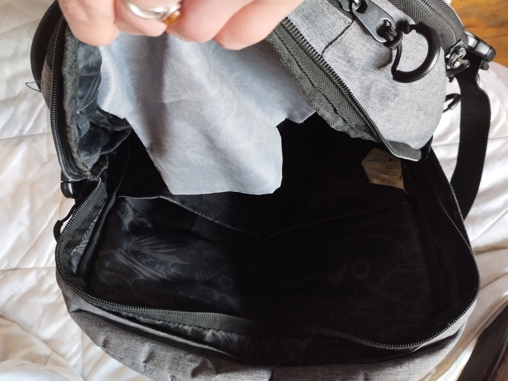 Hottuna Australia вмістимий легкий туристичний рюкзак