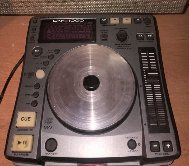 Odtwarzacz MP3 CD Denon DN-S1000 deck DJ Player